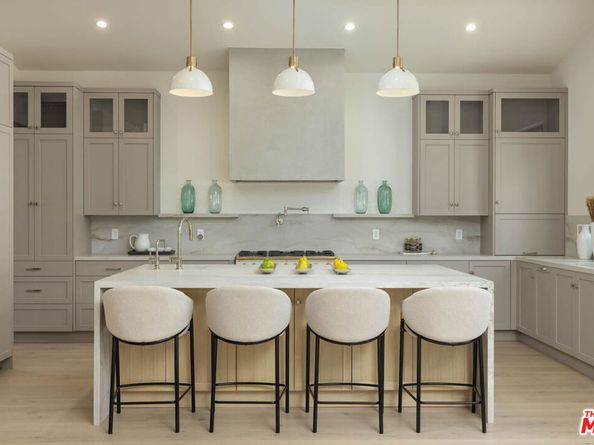 4512 Sunnyslope Avenue, Sherman Oaks CA 91423