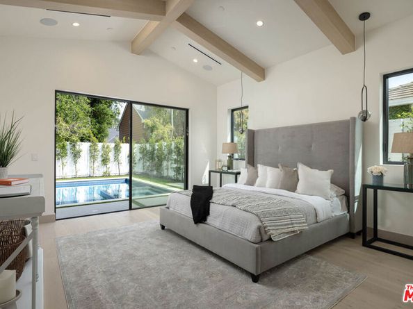 4512 Sunnyslope Avenue, Sherman Oaks CA 91423