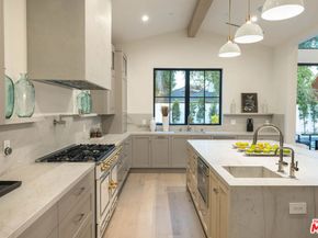 4512 Sunnyslope Avenue, Sherman Oaks CA 91423