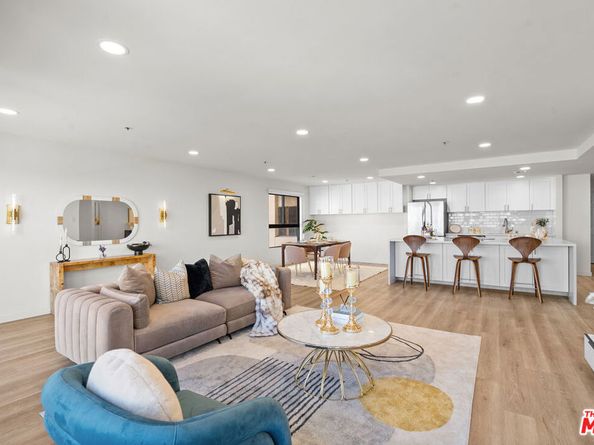 727 S Ardmore Avenue 802, Los Angeles CA 90005