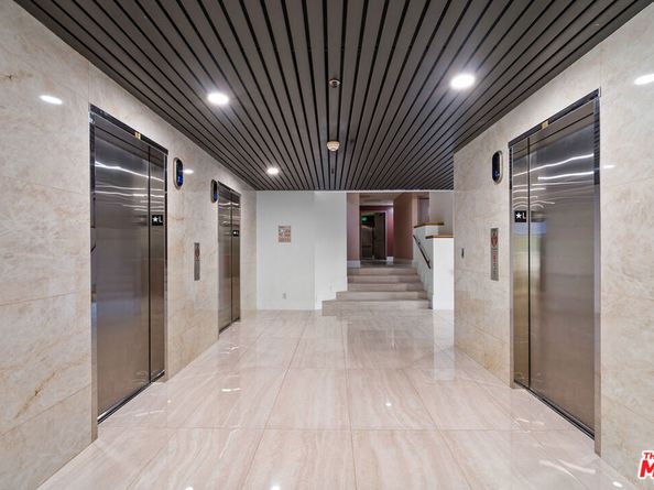 727 S Ardmore Avenue 802, Los Angeles CA 90005