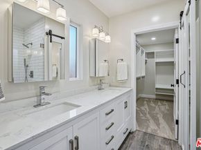 5010 Elmwood Avenue, Los Angeles CA 90004