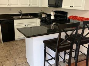 20258 Cohasset Street 4, Winnetka CA 91306