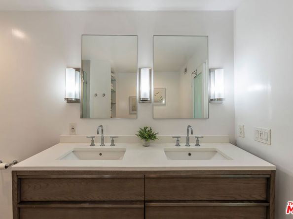 5848 W Olympic Boulevard 102, Los Angeles CA 90036
