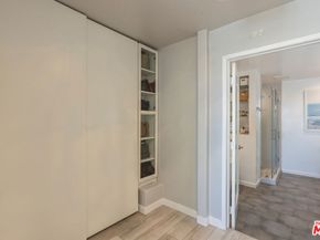 5848 W Olympic Boulevard 102, Los Angeles CA 90036