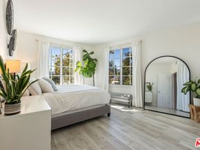 5848 W Olympic Boulevard 102, Los Angeles CA 90036