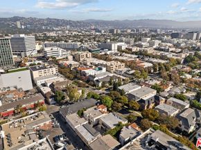 209 S Reeves Drive, Beverly Hills CA 90212