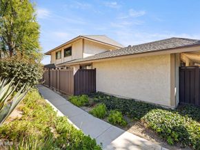 28831 Oakpath Drive 44, Agoura Hills CA 91301
