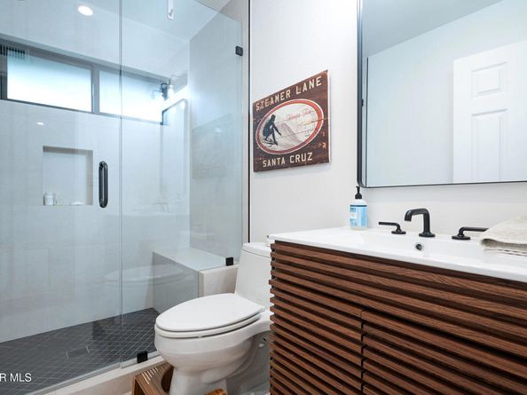 11523 Vienna Way, Mar Vista CA 90066