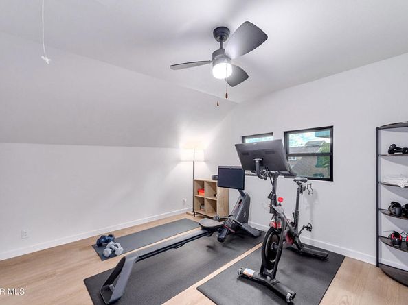 11523 Vienna Way, Mar Vista CA 90066