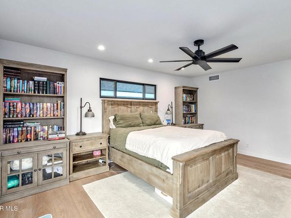 11523 Vienna Way, Mar Vista CA 90066