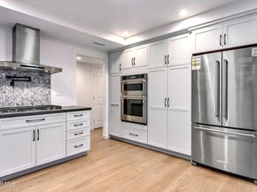 11523 Vienna Way, Mar Vista CA 90066