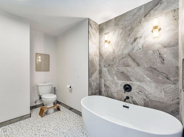 11523 Vienna Way, Mar Vista CA 90066