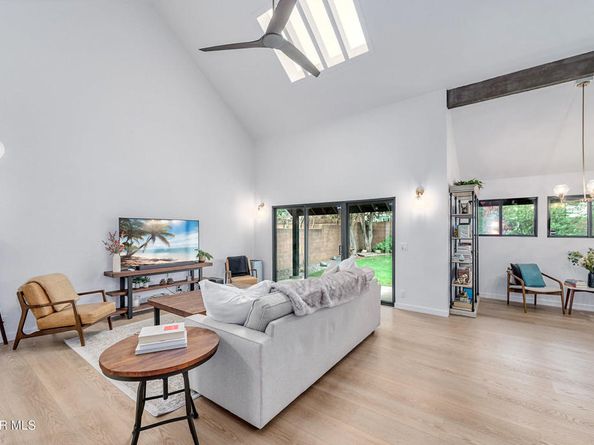 11523 Vienna Way, Mar Vista CA 90066