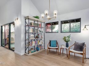 11523 Vienna Way, Mar Vista CA 90066