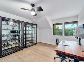 11523 Vienna Way, Mar Vista CA 90066