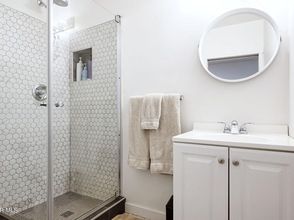 11523 Vienna Way, Mar Vista CA 90066