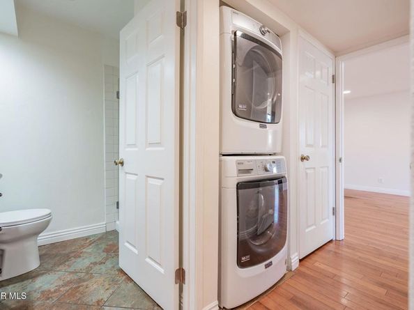 8710 Independence Avenue 307, Canoga Park CA 91304