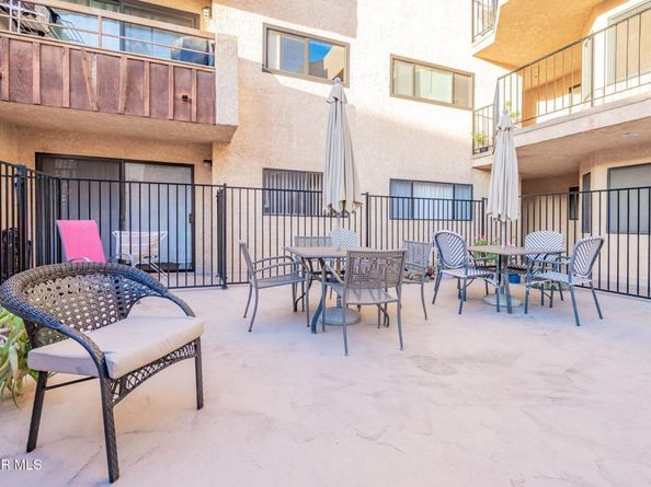 8710 Independence Avenue 307, Canoga Park CA 91304