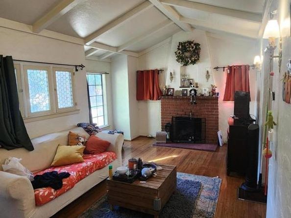 7435 Jordan Avenue, Canoga Park CA 91303