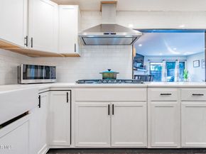 7231 Balboa Boulevard A, Van Nuys CA 91406