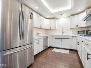 7231 Balboa Boulevard A, Van Nuys CA 91406