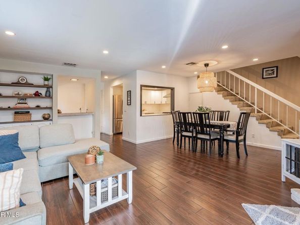7231 Balboa Boulevard A, Van Nuys CA 91406