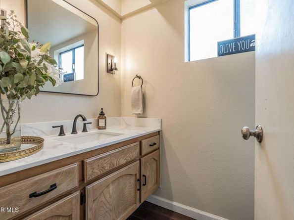 7231 Balboa Boulevard A, Van Nuys CA 91406