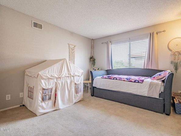 7231 Balboa Boulevard A, Van Nuys CA 91406
