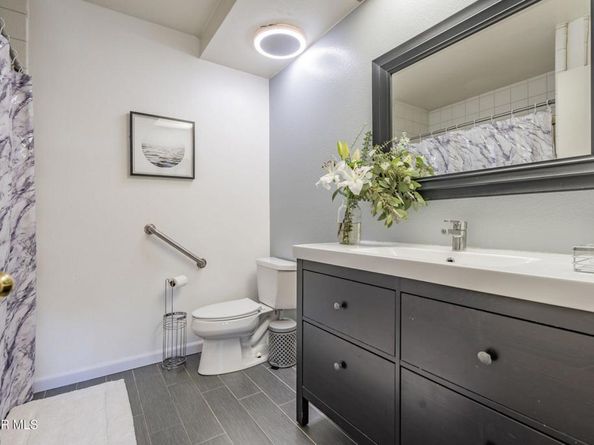 7231 Balboa Boulevard A, Van Nuys CA 91406