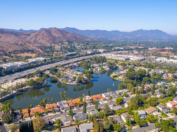 5426 Cedarhaven Drive, Agoura Hills CA 91301