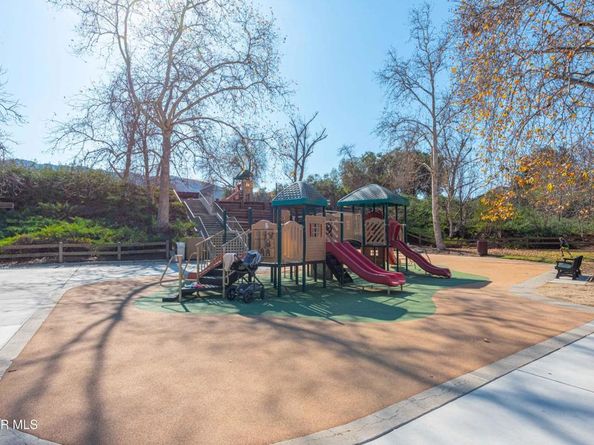 5426 Cedarhaven Drive, Agoura Hills CA 91301