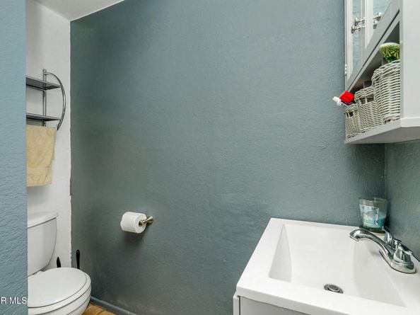 10215 Variel Avenue 11, Chatsworth CA 91311