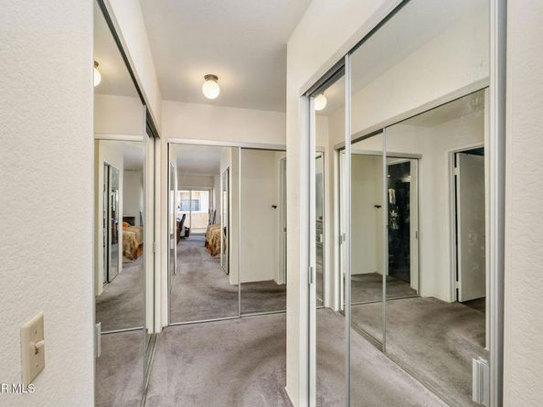 10215 Variel Avenue 11, Chatsworth CA 91311