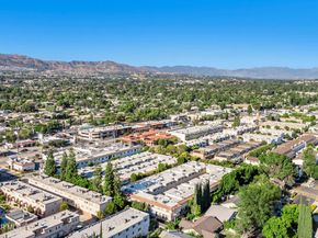 10215 Variel Avenue 11, Chatsworth CA 91311