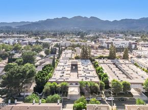 10215 Variel Avenue 11, Chatsworth CA 91311