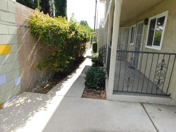 6213 Whitsett Avenue, North Hollywood CA 91606