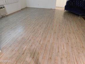 6213 Whitsett Avenue, North Hollywood CA 91606