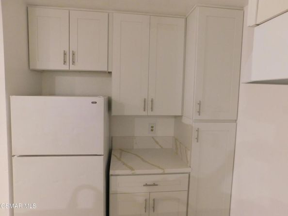 6213 Whitsett Avenue, North Hollywood CA 91606