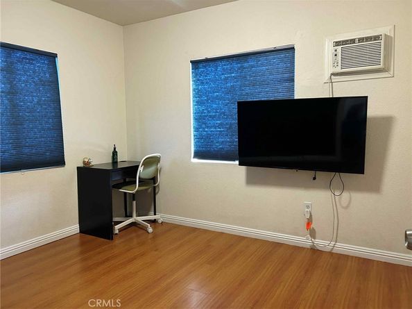 3653 Denver Avenue, Long Beach CA 90810