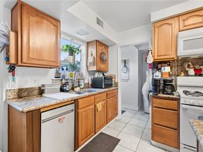 1800 W Gramercy 33, Anaheim CA 92801