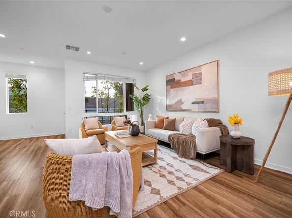 113 Schick, Irvine CA 92614