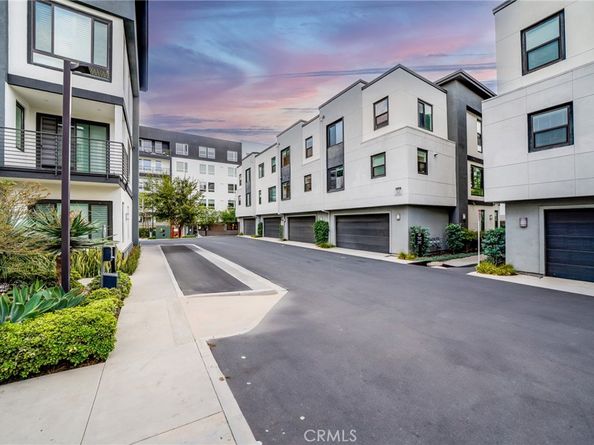 113 Schick, Irvine CA 92614