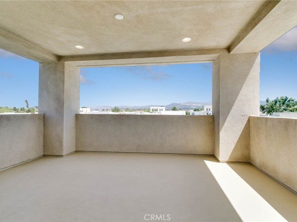 105 Catalyst, Irvine CA 92618