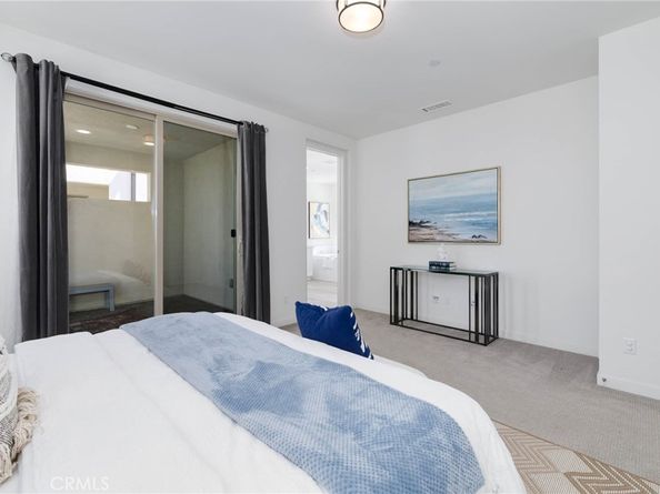 105 Catalyst, Irvine CA 92618