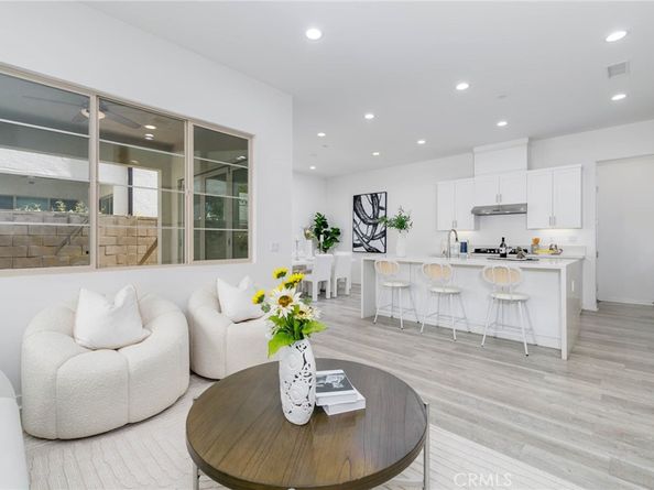 105 Catalyst, Irvine CA 92618