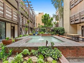 320 S Ardmore, Los Angeles CA 90020