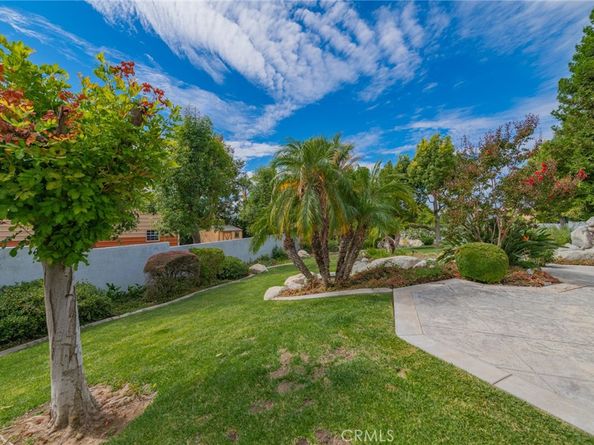 2479 Cliff Road, Upland CA 91784