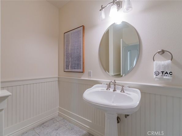 2479 Cliff Road, Upland CA 91784
