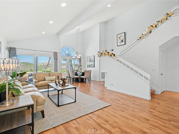 27 Sarena 38, Irvine CA 92612